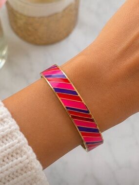 Liz Claiborne Colorful Enamel Gold Tone Bangle Bracelet Pink Purple Red Retro